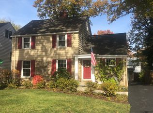 4213 Silsby Rd, University Heights, OH 44118