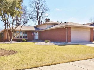 17831 65th Ave, Tinley Park, IL