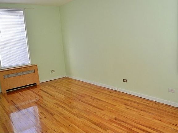 3rd image of 526 W 147th St APT 4