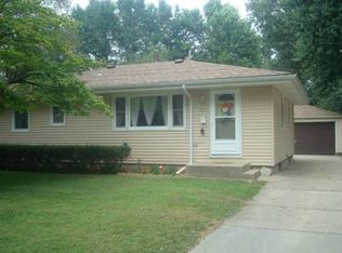 2325 Huntington Rd, Springfield, IL 62703