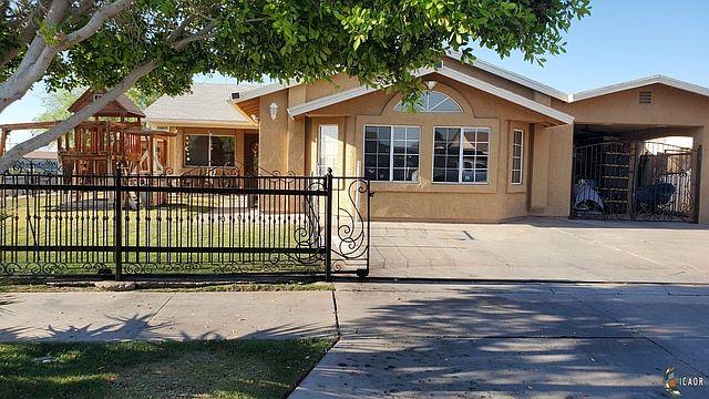 1st image of 298 Yucca Dr