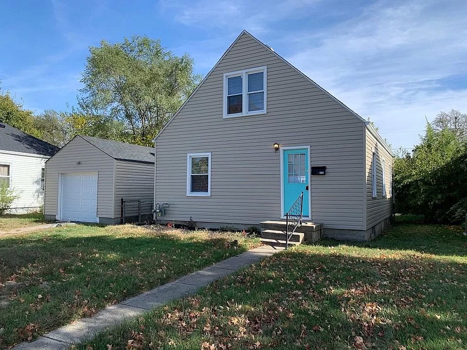 1st image of 370 N Elm Ave