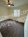 1650 Northwest Highland Avenue - D — Photo 3