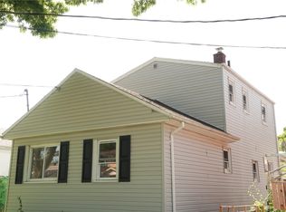 14366 230th St, Springfield Gardens, NY 11413