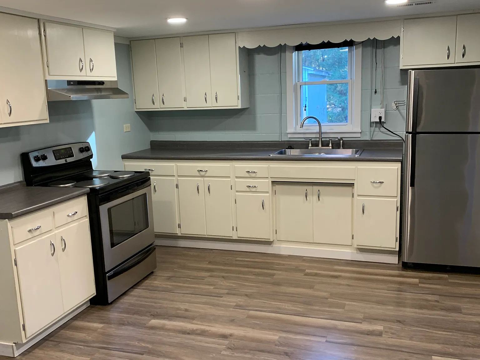 2 bed, 1230 sqft, $750 — Photo 4