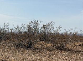 2661 S Muscovite Road, Golden Valley, AZ 86413
