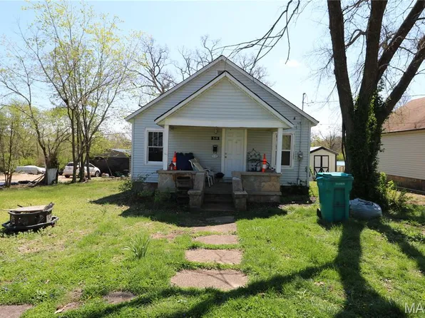 318 E Euclid Ave, Sullivan, MO 63080
