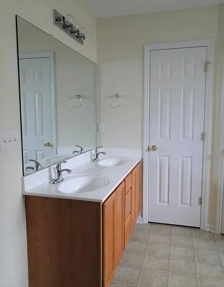 203 Smallberry Ct — Photo 9