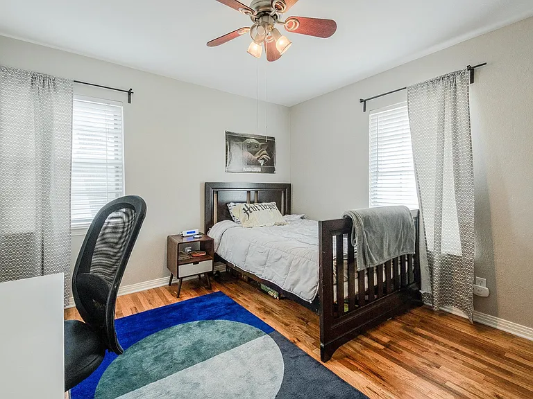 8925 Stanwood Dr — Photo 28
