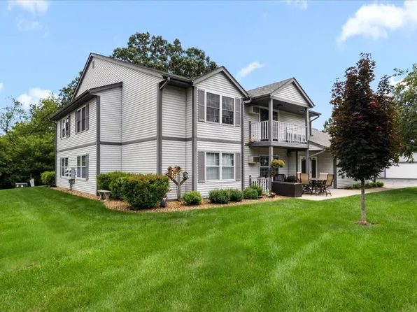 380 Auburn Meadows COURT #C, Campbellsport, WI 53010