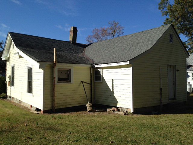 2nd image of 509 S Roanoke St
