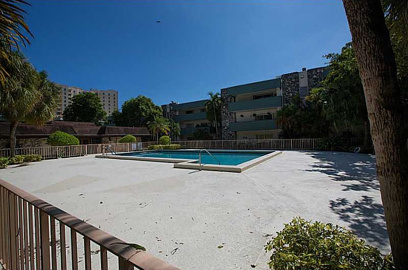 1st image of 8335 SW 72nd Ave APT 316D