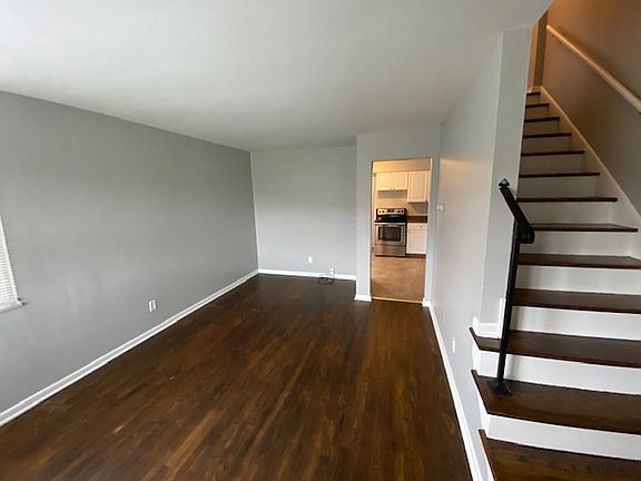 3rd image of 5788 Arborwood Dr APT A