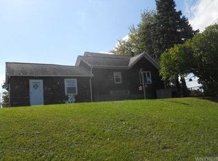 8395 Lake Street Rd, Le Roy, NY 14482