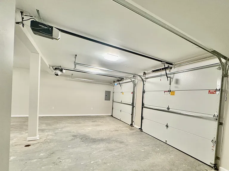 1070 Hightop Rd — Photo 25