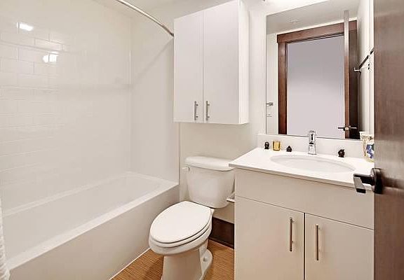 5th image of 669 S King St #310