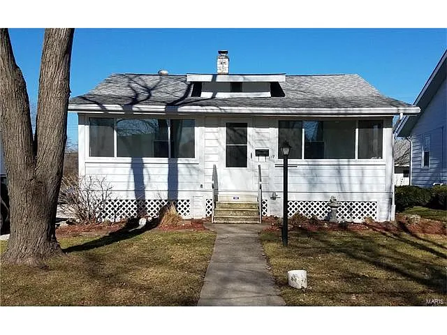 117 Franklin Ave photo 1