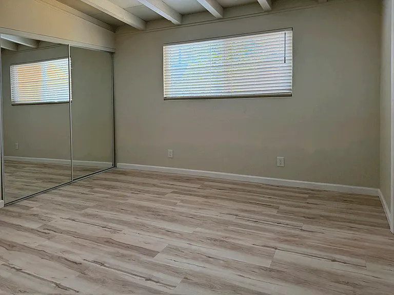 1106 Myrtle Dr — Photo 13
