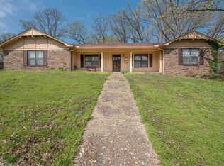 1002 N Shackleford Rd, Little Rock, AR 72211