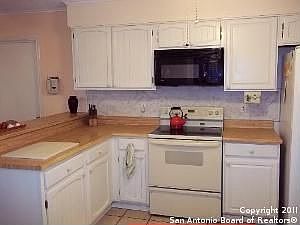2nd image of 13738 Bell Dr