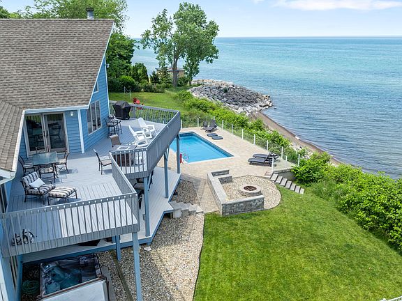5th image of 1406 Shore Dr