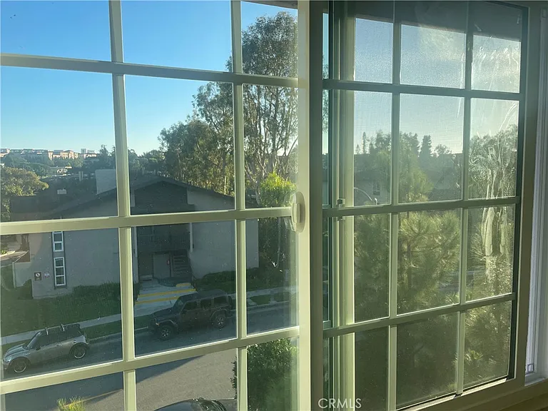 804 Amigos Way — Photo 3