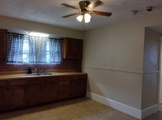 518 Willow St APT 3L, Woonsocket, RI 02895