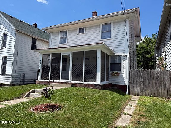 2nd image of 568 Dover Pl