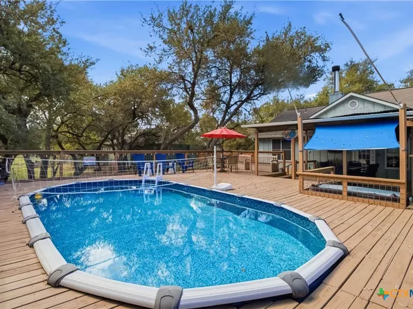 1354 Dawnridge Dr, Canyon Lake, TX 78133