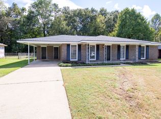 215 Ross Rd, Wetumpka, AL 36092