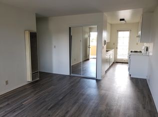 1030 E Hill St APT 7, Long Beach, CA 90806