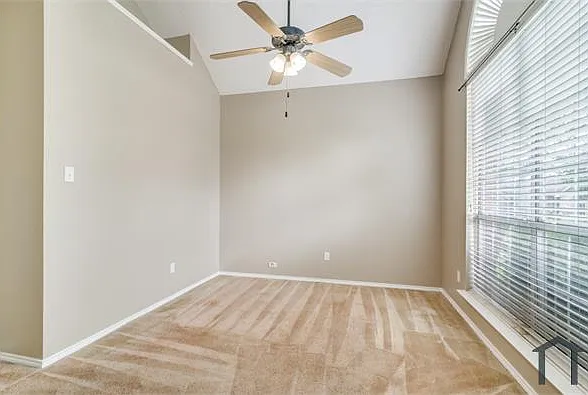 1806 Pendleton Rd — Photo 4