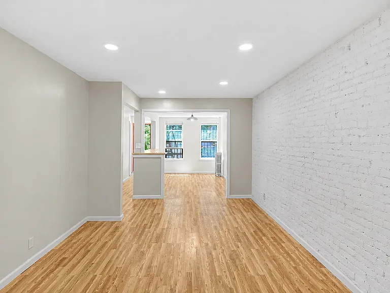 150 W 119th St #1 — Photo 3