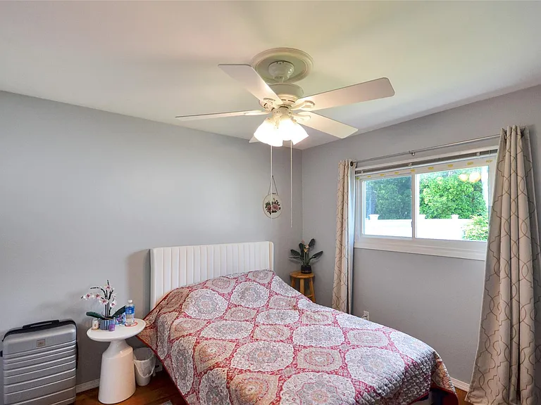37653 Longacre Dr — Photo 19