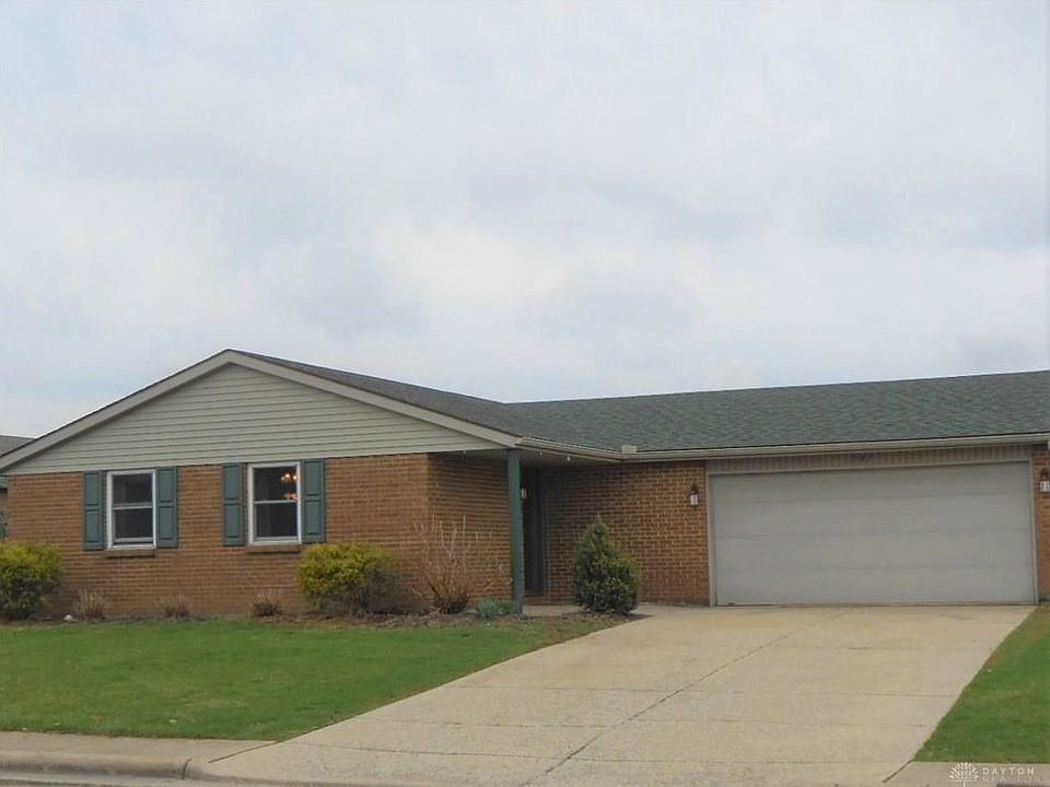 1st image of 941 Manchester Dr