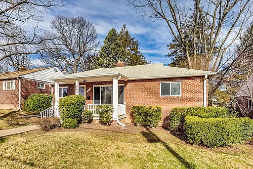 2421 Homestead Dr Photo 1