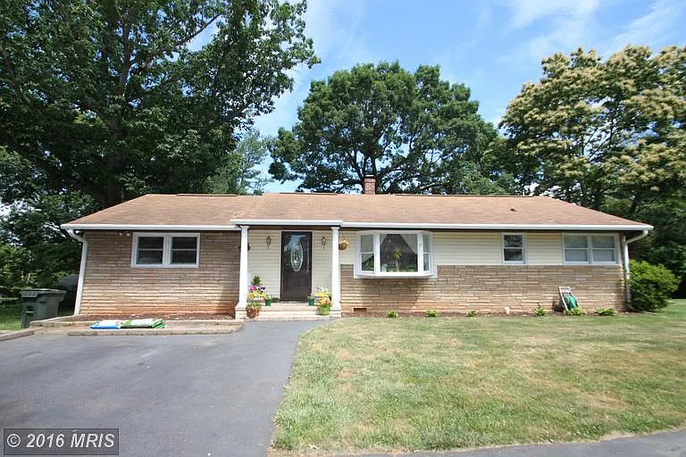 410 Lesco Blvd photo 1