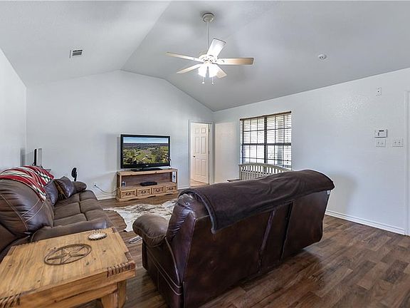 3rd image of 2450 Vz County Road 2144