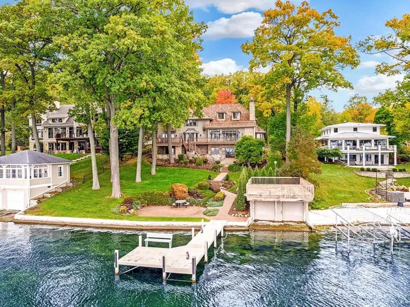 W283N3332 Lakeside ROAD, Pewaukee, WI 53072