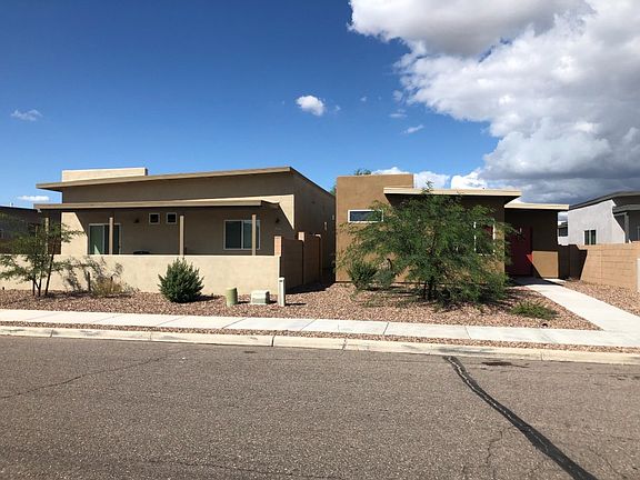 3rd image of 3064 N Dasylirion Dr