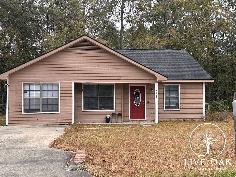 1st image of 1308 Forest Lake Dr
