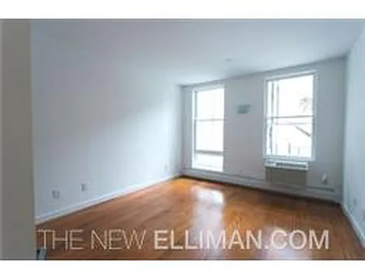 Rented by Douglas Elliman | media 22