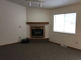 1007B East Ave N, Onalaska, WI 54650