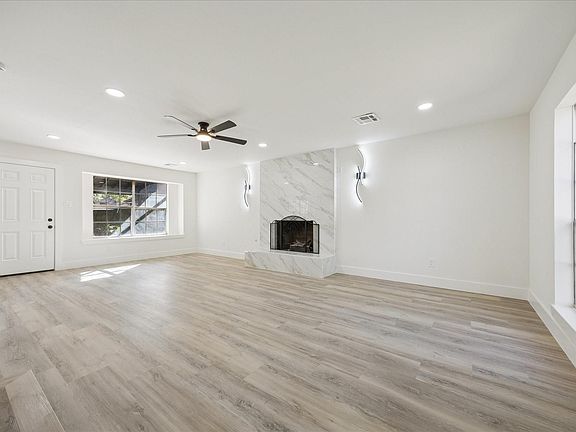 2nd image of 14930 Spring Lake Dr