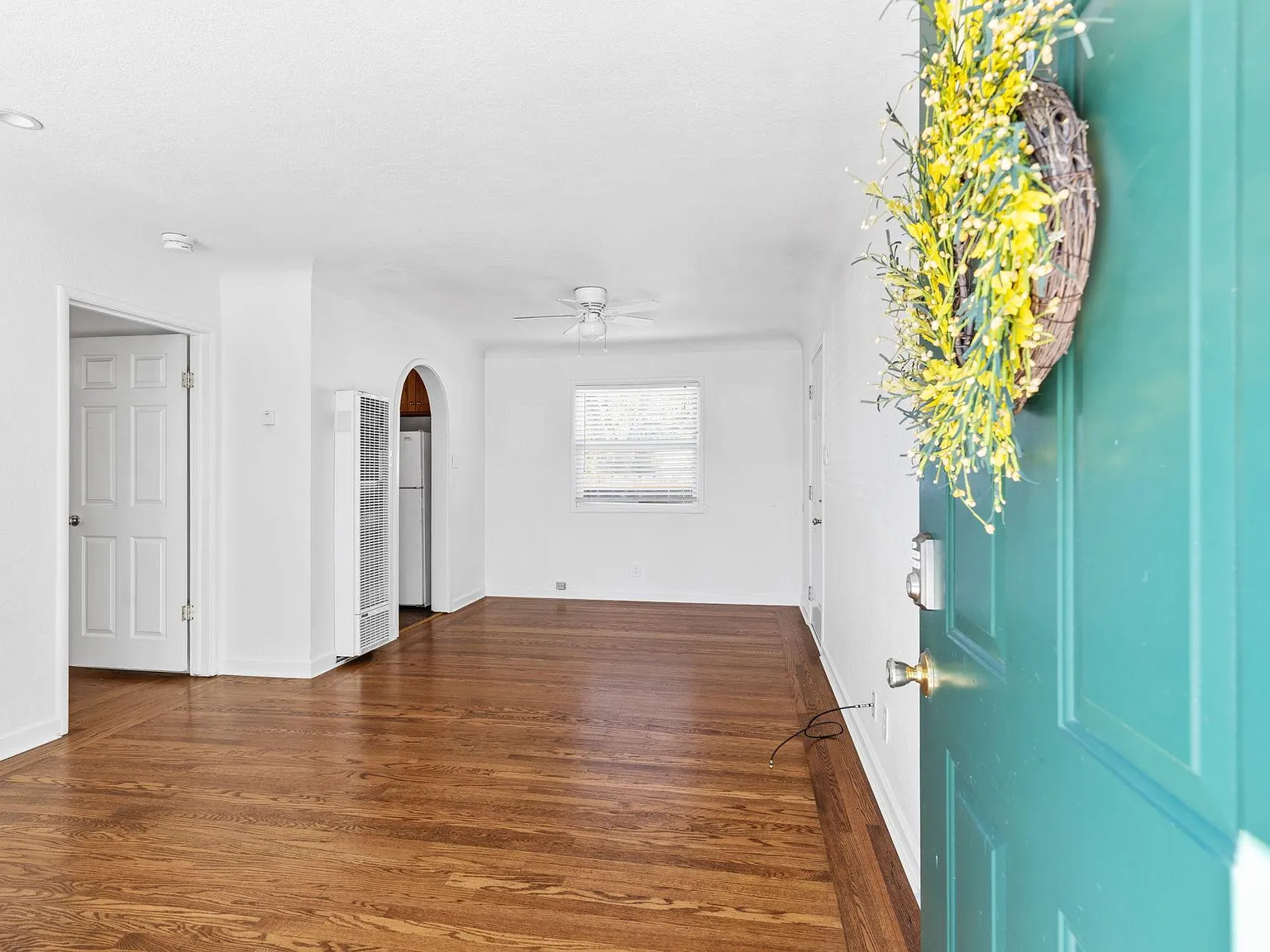1 bed, 610 sqft, $2,400 — Photo 2