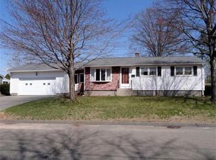 58 Szetela Dr, Chicopee, MA 01013