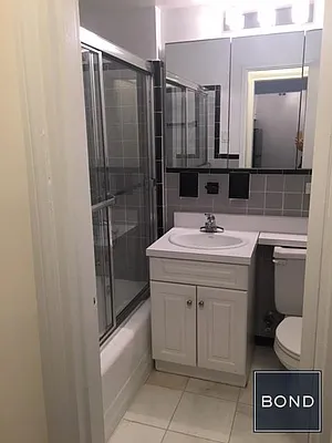 Rented by Bond New York | media 15