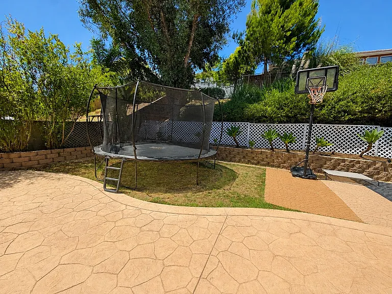 1421 Carneros Valley St — Photo 35