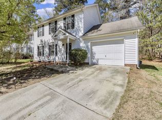 2512 Australia Dr, Raleigh, NC 27610