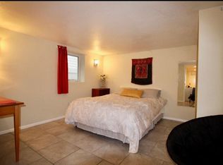 6208 Phinney Ave N, Seattle, WA 98103